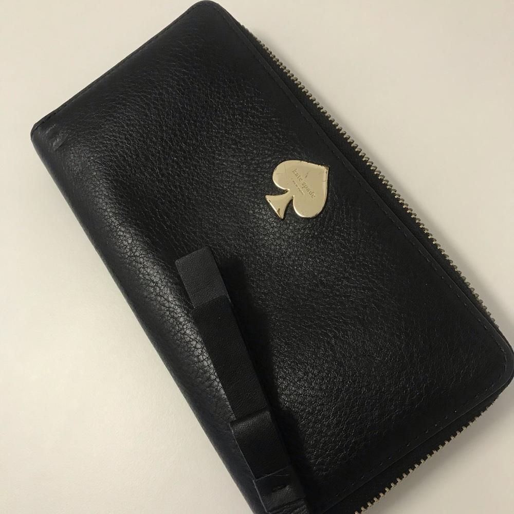 Kate Spade ♠️ Black Leather Wallet
